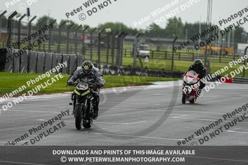 donington no limits trackday;donington park photographs;donington trackday photographs;estoril;event digital images;motorbikes;no limits;no limits trackdays;peter wileman photography;portugal;trackday;trackday digital images;trackday photos